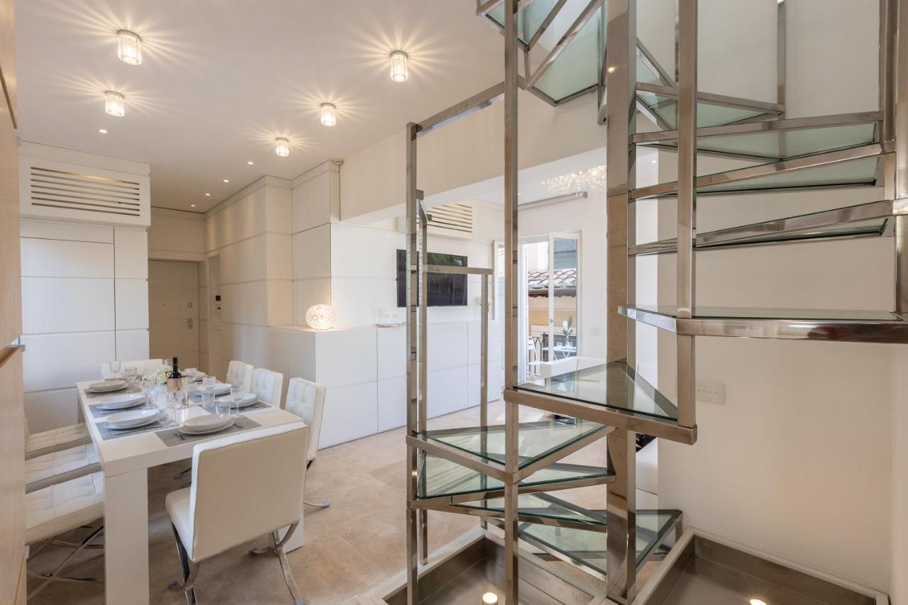 Amazing 3 Levels Penthouse Piazza Venezia Apartment Rom