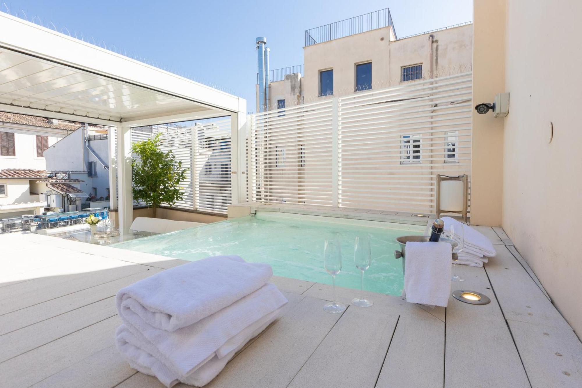 Amazing 3 Levels Penthouse Piazza Venezia Rom